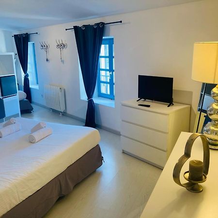 C'Est Une Maison Bleue Carcassonne Ngoại thất bức ảnh