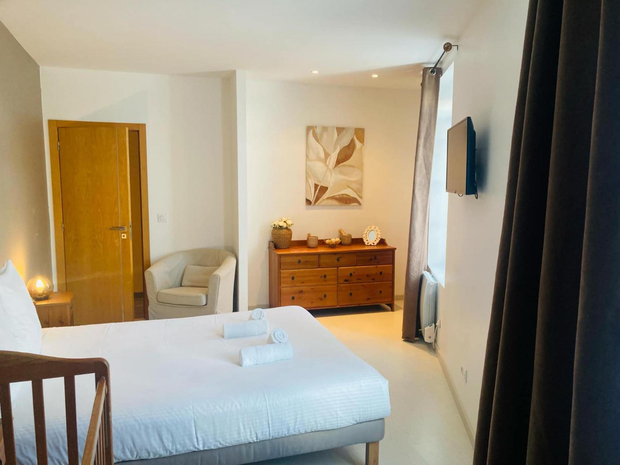 C'Est Une Maison Bleue Carcassonne Ngoại thất bức ảnh